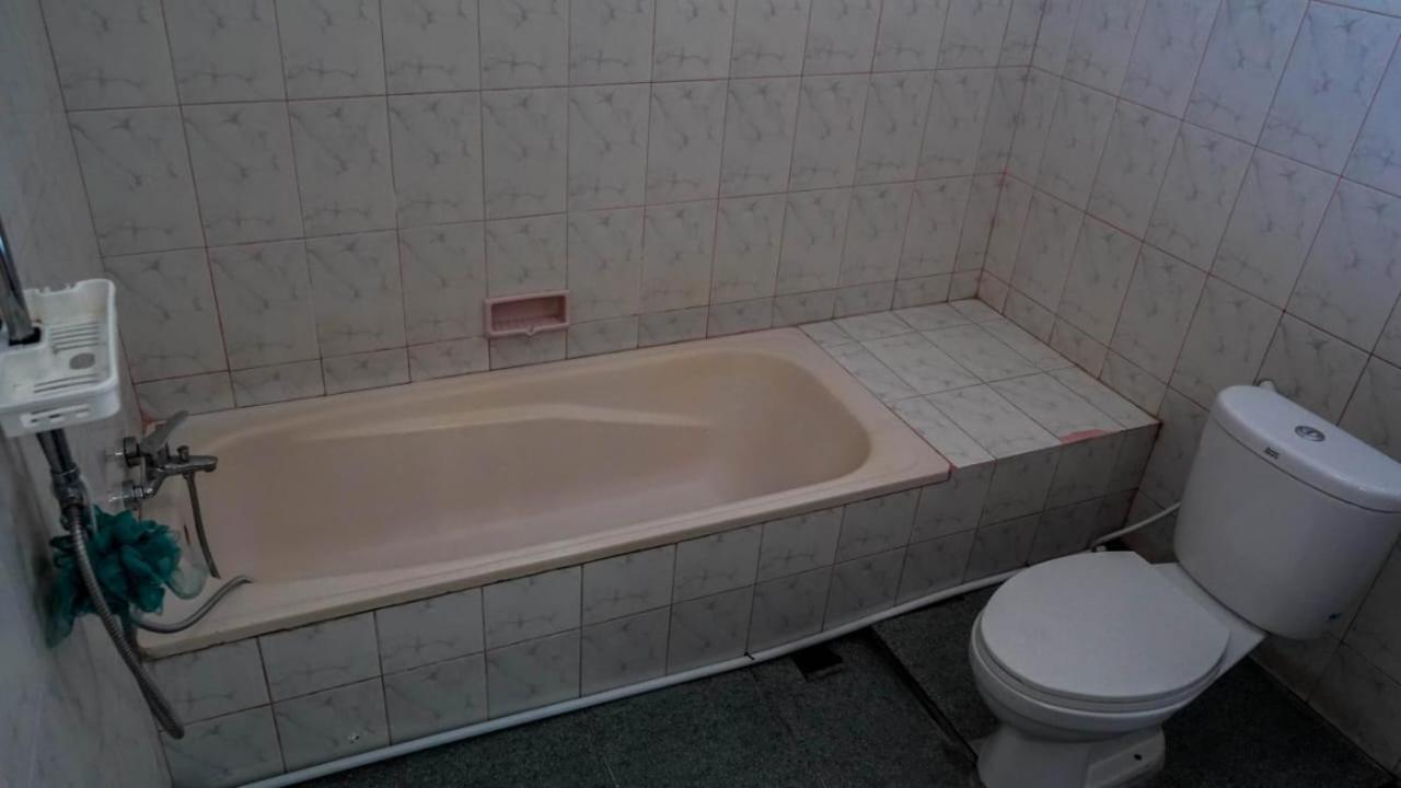 Hotel Pondok Putri Batukaras Luaran gambar