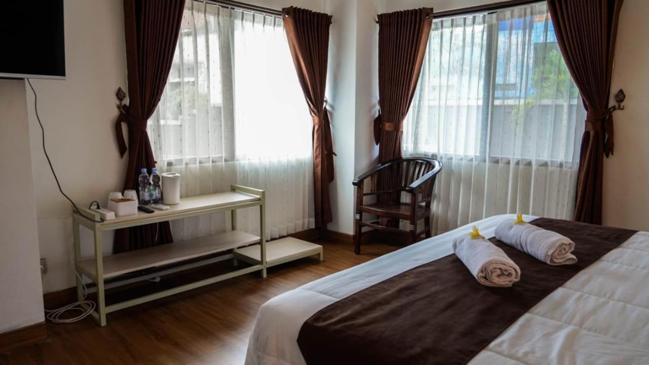 Hotel Pondok Putri Batukaras Luaran gambar