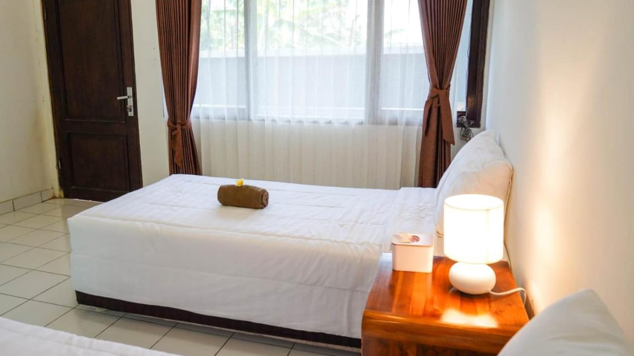 Hotel Pondok Putri Batukaras Luaran gambar