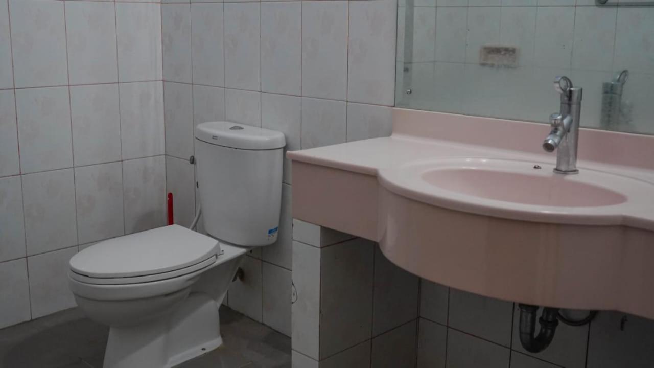 Hotel Pondok Putri Batukaras Luaran gambar