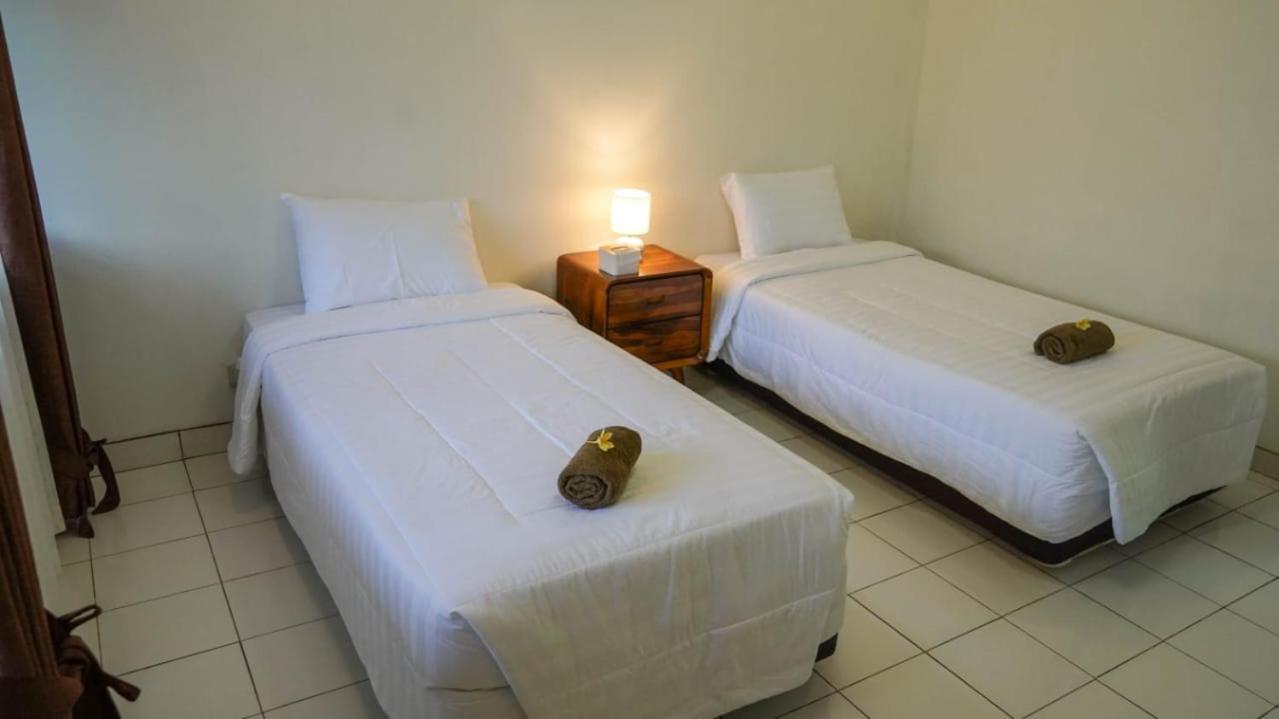 Hotel Pondok Putri Batukaras Luaran gambar