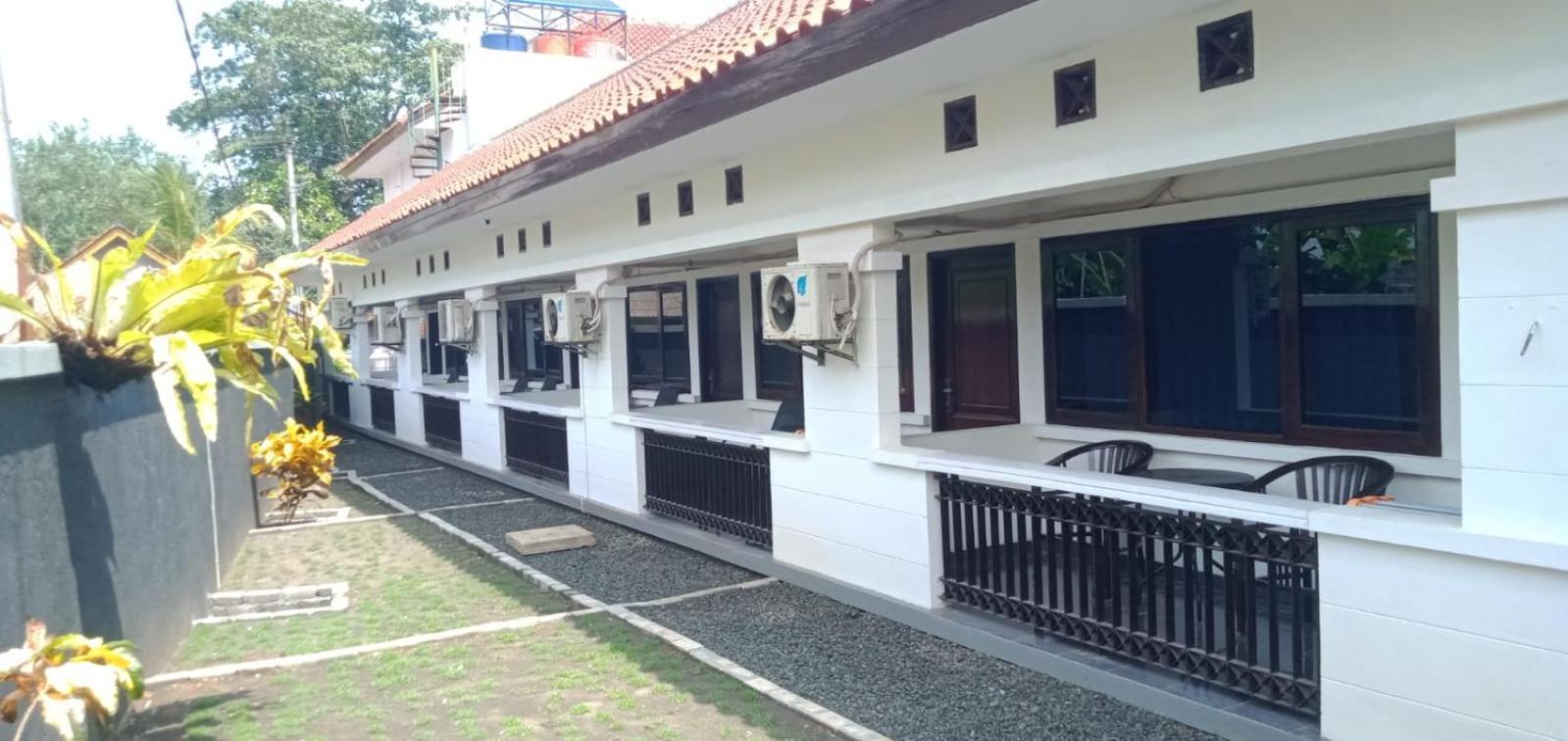 Hotel Pondok Putri Batukaras Luaran gambar